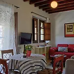 Moderm Center Aparment